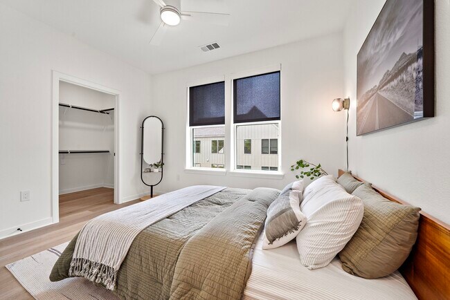 Foto del edificio - 1941 Sawdust Rd