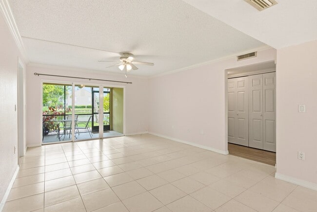Photo - 2453 Egret Blvd (Clearwater, FL) Townhome