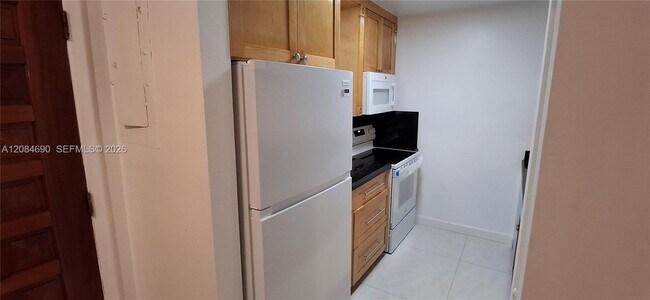Foto del edificio - 6225 SW 136th Ct