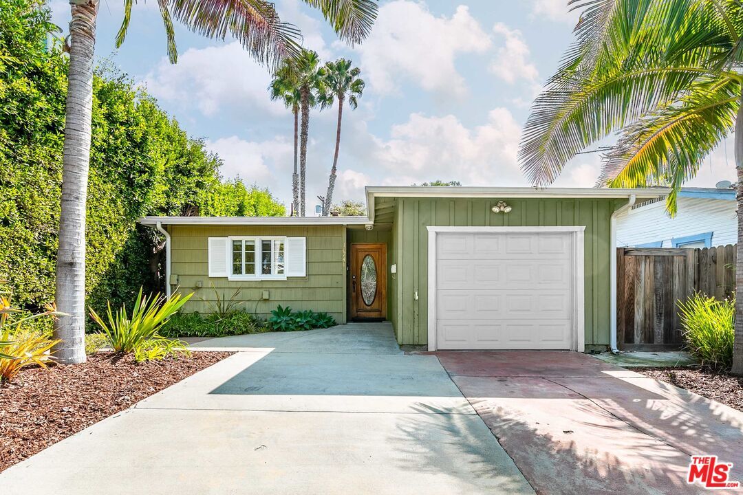 Foto principal - 10748 Westminster Ave