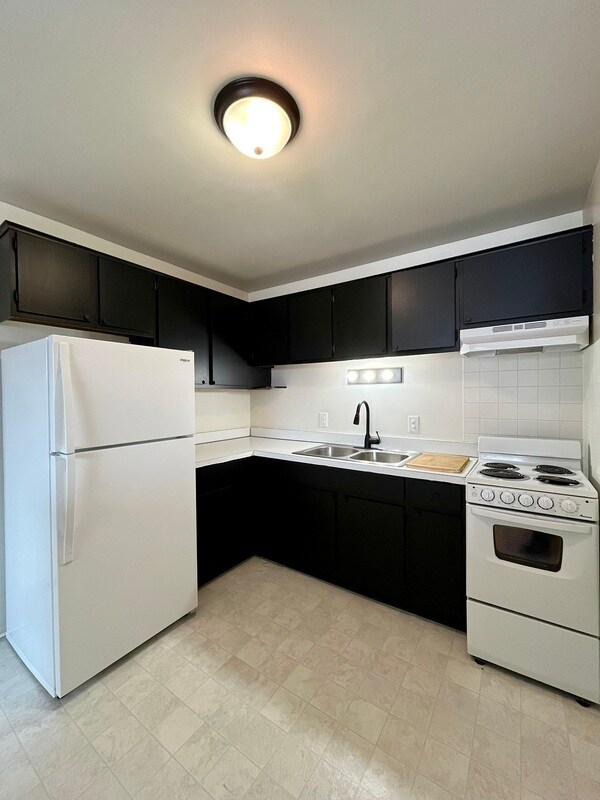 Foto del edificio - 610 Harrison Blvd