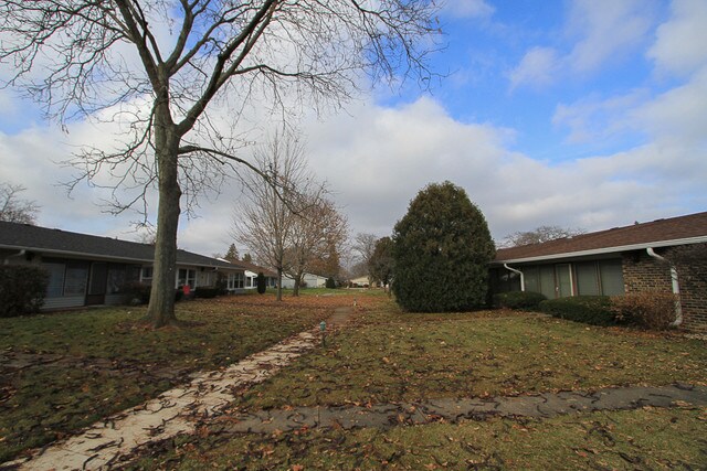 Building Photo - 7317 E Chevy Chase Ct