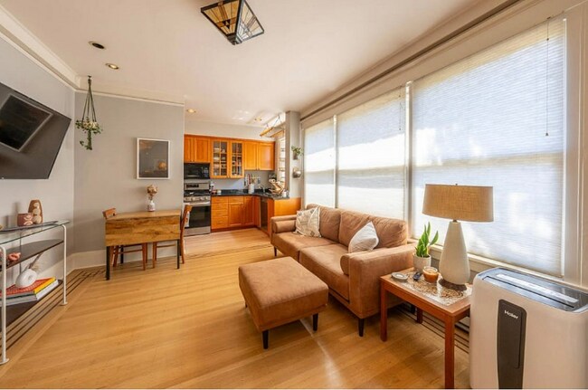 Foto del edificio - 626 13th Ave E