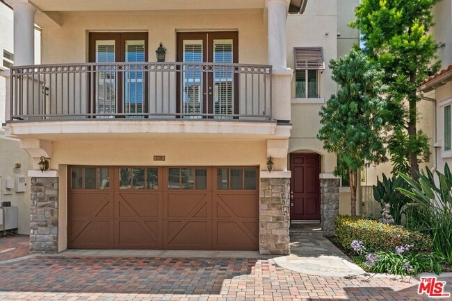 Building Photo - 5738 S Celedon Creek