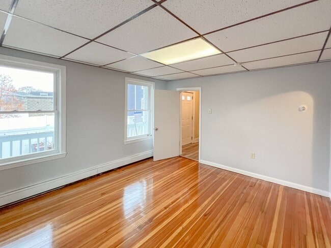 Building Photo - 20 Wilson Ave