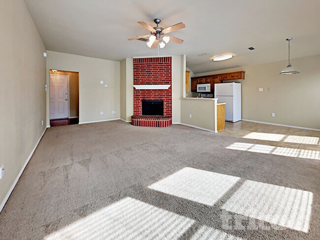 Foto del edificio - 7228 Retriever Ln