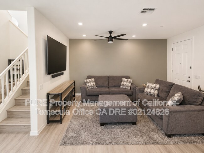 Foto del edificio - 24128 Tuscany Ave