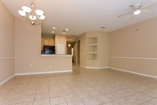 Foto del edificio - 9222 River Rock Ln