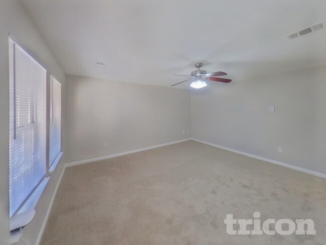 Building Photo - 5324 Brickleberry Way