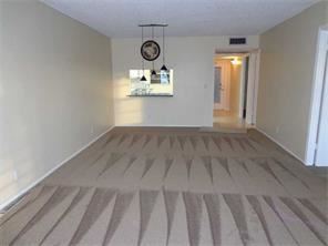 Building Photo - 9450 Poinciana Pl