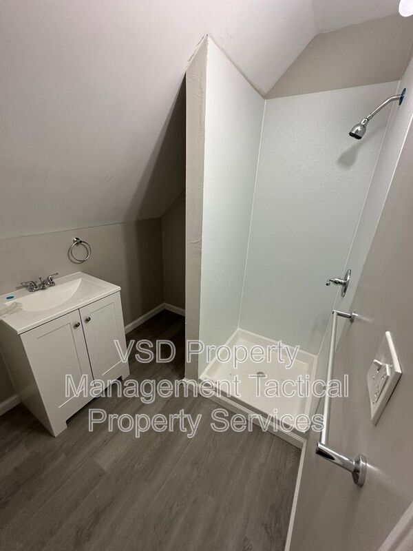 Foto del edificio - 10816 Grandview Ave