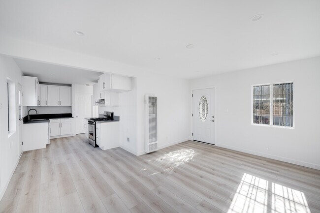 Foto del edificio - 7565 Apperson St