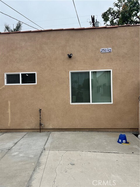 Primary Photo - 2511 W 77th St