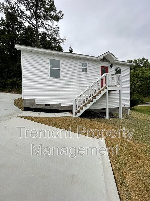 Primary Photo - 3707 Wilcox Blvd