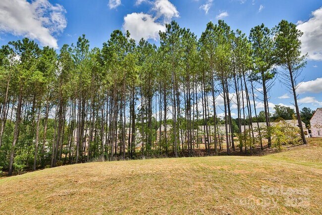 Building Photo - 6132 Ahoskie Dr