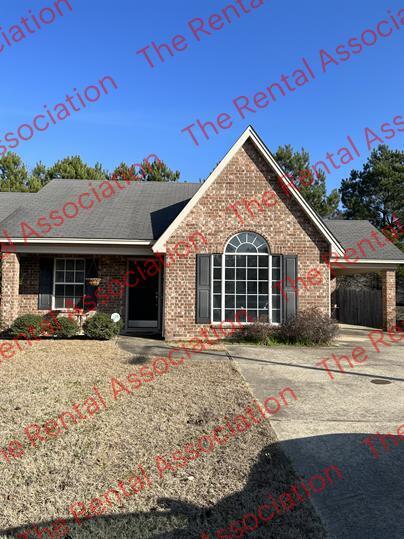 Foto principal - 2418 Creekwood St