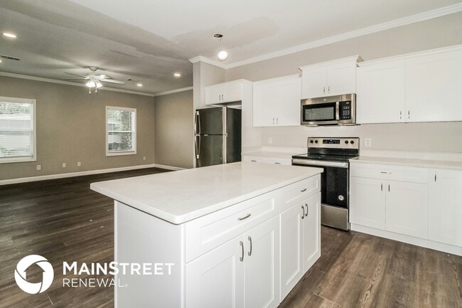 Building Photo - 5430 Rose Ave