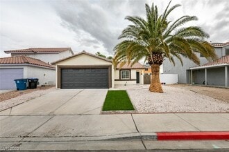 Building Photo - 598 Jackson Dr