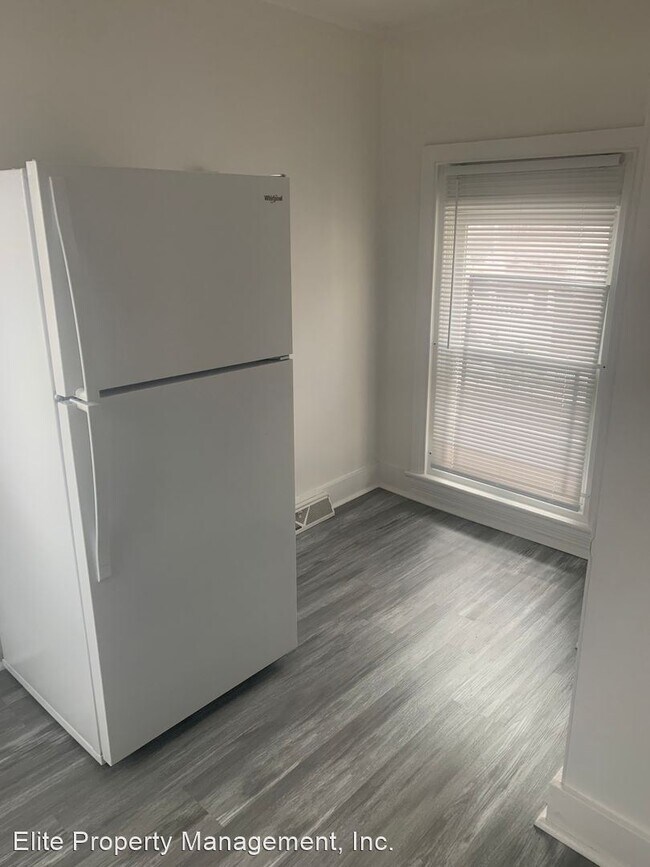 Foto del edificio - Studio, 1 bath House - 211B S. Beaver St.