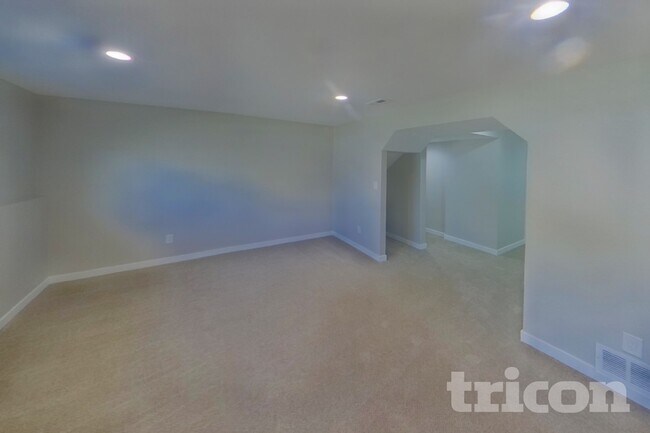 Foto del edificio - 6955 Harding St