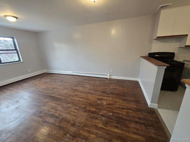 Foto del edificio - 106-12 156th St