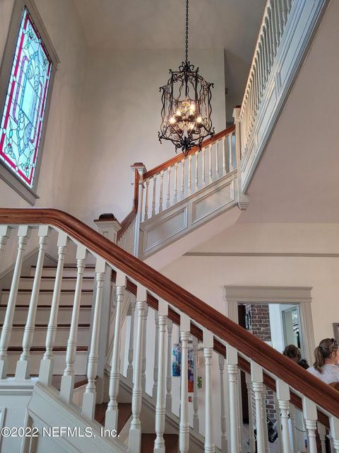 Stairs - 1331 N Laura St