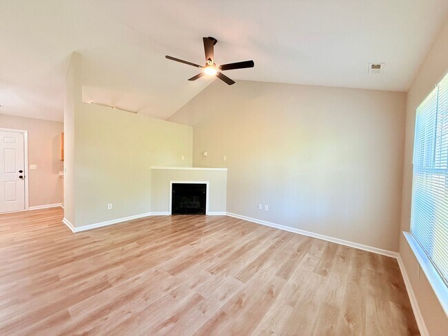 Building Photo - 1509 Crandon Dr