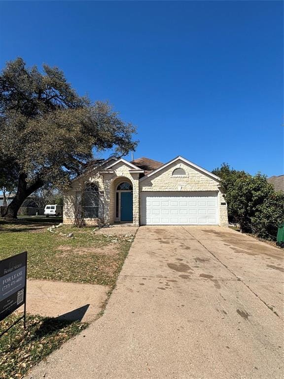 Building Photo - 8616 Devine Ln