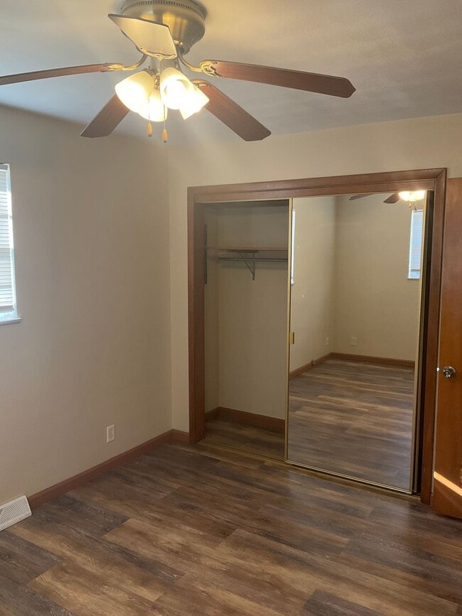 Foto del edificio - 111 Winthrop Dr