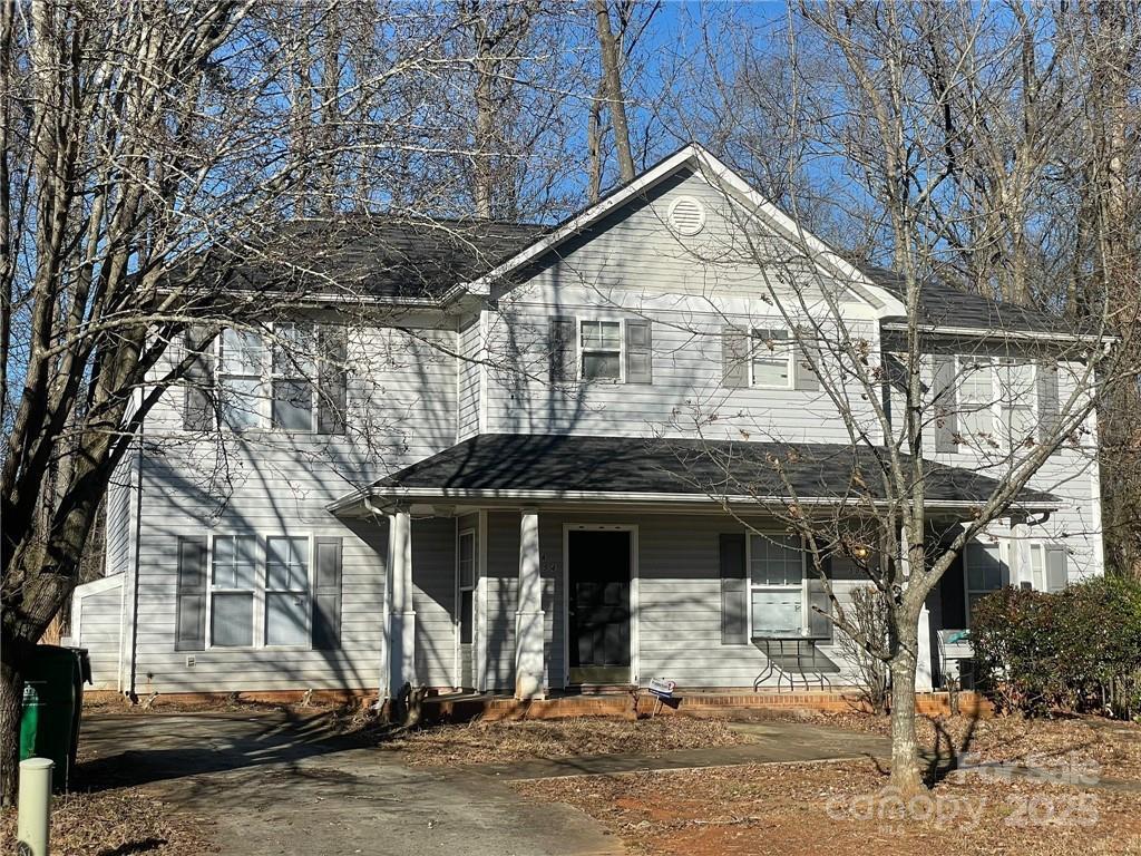 Foto principal - 3854 Bullard St