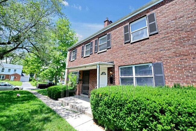 Foto del edificio - 316 B S Chase Ave