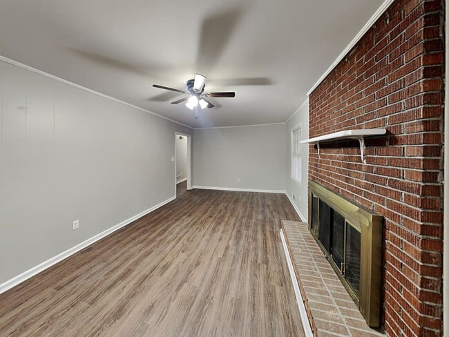 Building Photo - 3668 Scarlet Dr