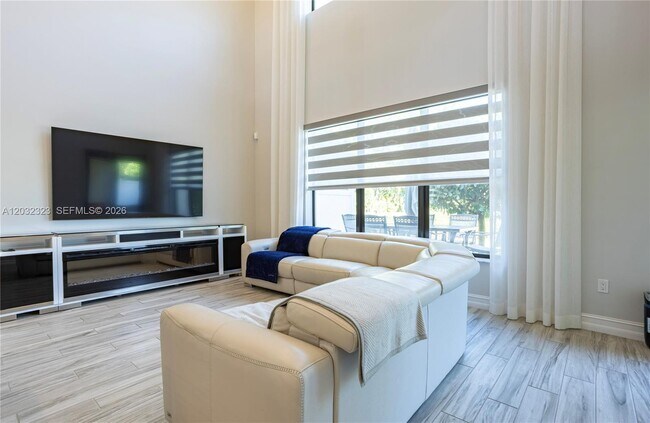 Foto del edificio - 10069 Brickhill Dr