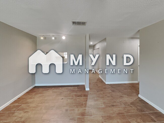 Foto del edificio - 1501 Cardinal Dr, Unit B