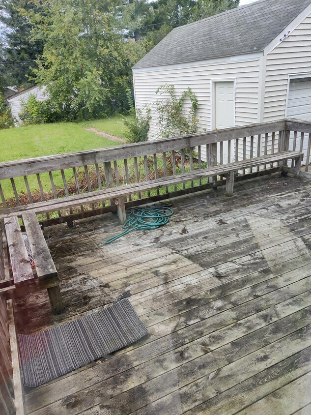 Foto principal - 127 E Woodside St
