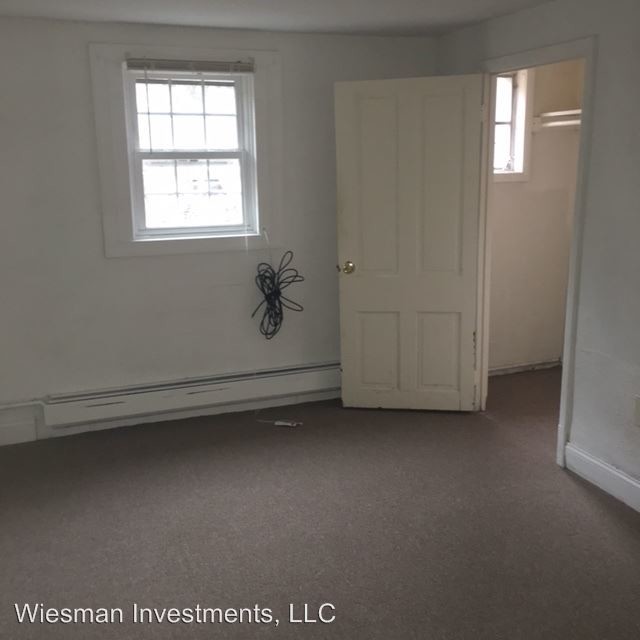 Primary Photo - 15 N Royal St