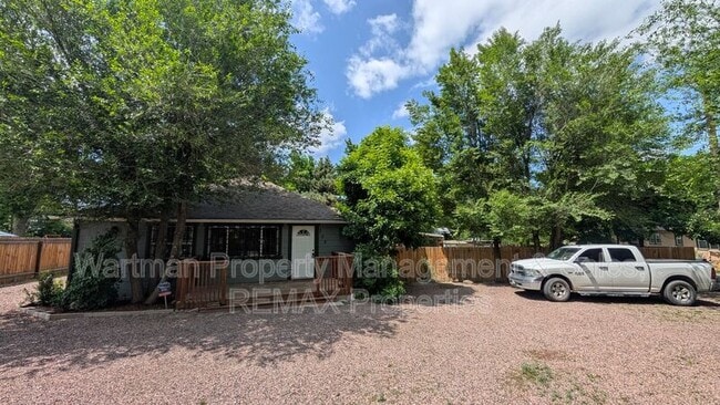 Building Photo - 202 Cheyenne Blvd