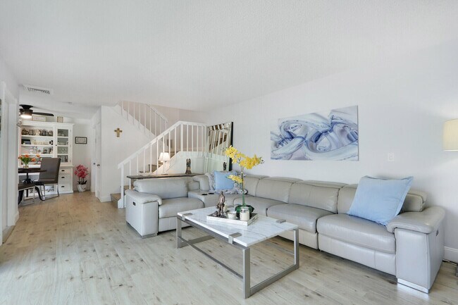 Foto del edificio - 1614 16th Ln