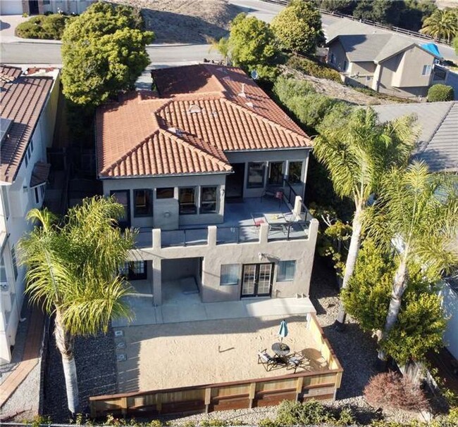Building Photo - Ocean View 3 Bedroom 3 Bath Pismo Heights ...
