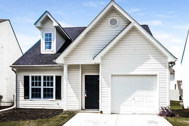 Building Photo - 444 Village Bluff Dr