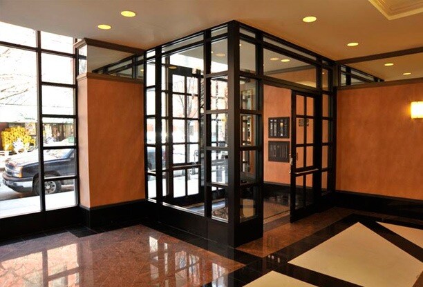 Building Photo - 204 W 56th St