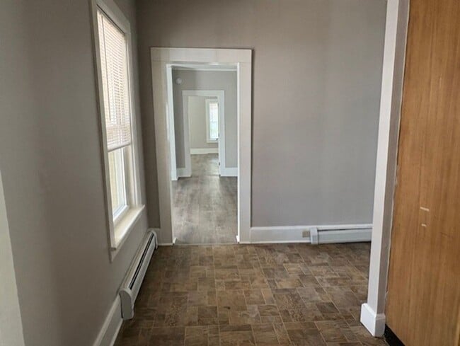 Building Photo - 28 Harrison St