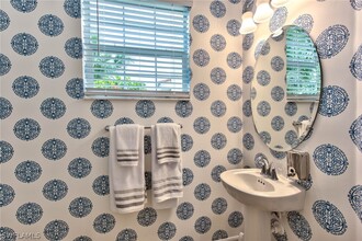 Building Photo - 2612 Blossom Wy