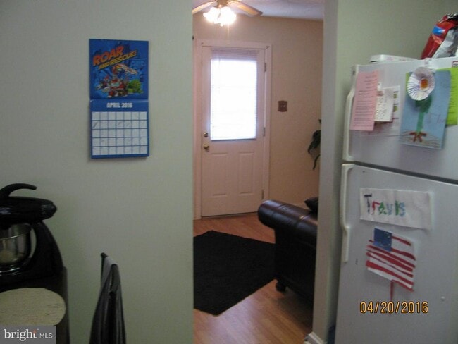 Building Photo - 37 Evans Ln