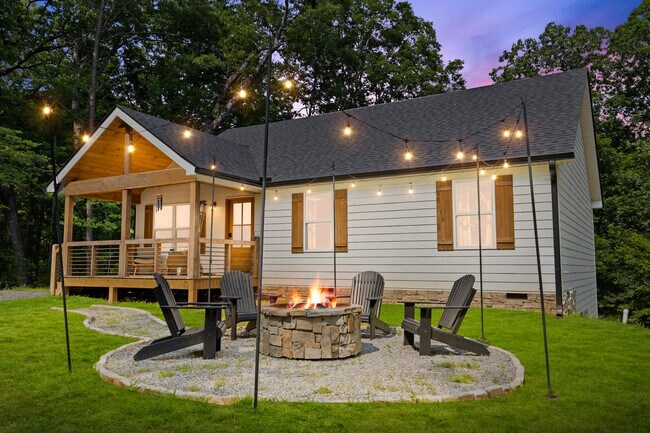 Building Photo - 864 Timber Ridge Ln
