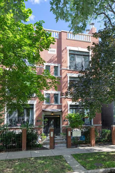 Foto del edificio - 2210 W Huron St