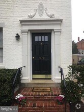 Building Photo - 1410 26th St NW