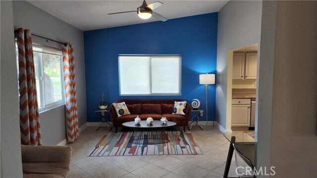 Building Photo - 2098 N San Clemente Rd