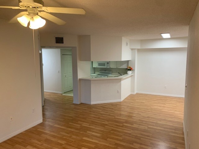 Building Photo - 2727 Anzio Ct