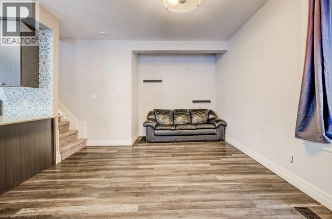 Photo du bâtiment - 52 Chapel St